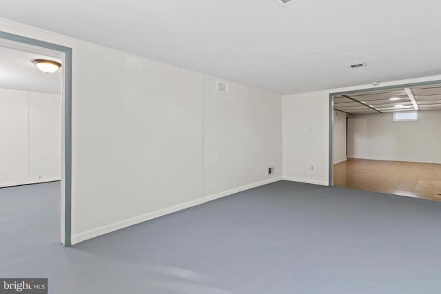 6 KAREN CT, Camp Hill, PA 17011