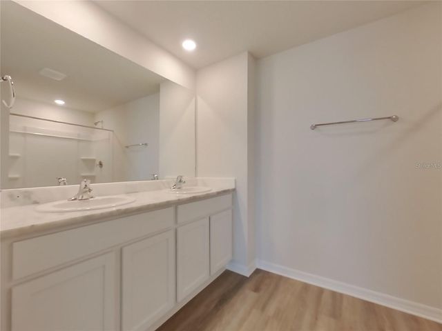 10749 HIDDEN BANKS GLEN, Parrish, FL 34219