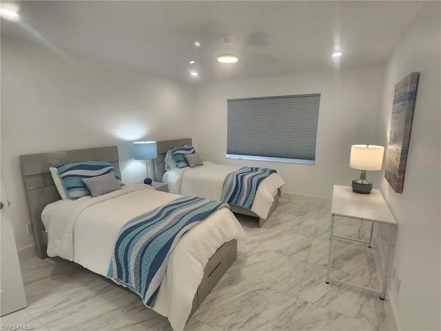 3000 Gulf Shore BLVD N 113, Naples, FL 34103