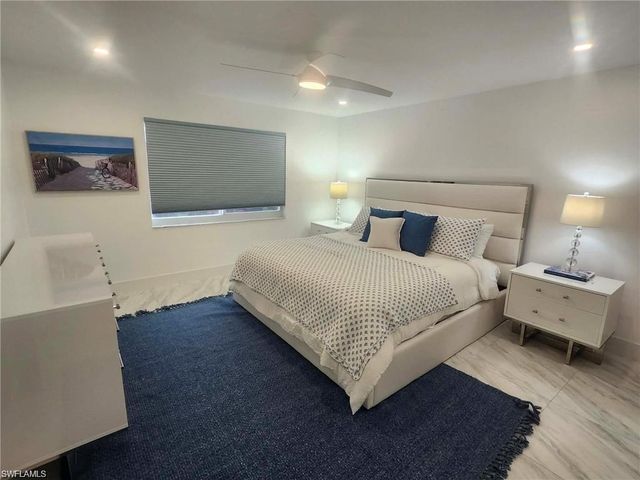 3000 Gulf Shore BLVD N 113, Naples, FL 34103