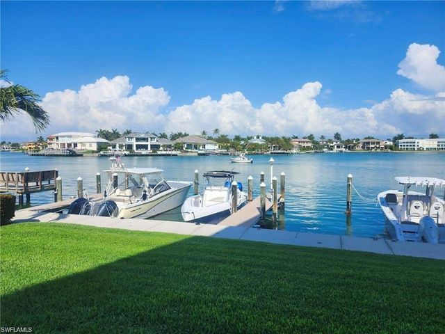 3000 Gulf Shore BLVD N 113, Naples, FL 34103