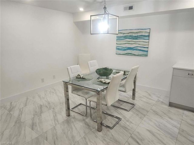 3000 Gulf Shore BLVD N 113, Naples, FL 34103