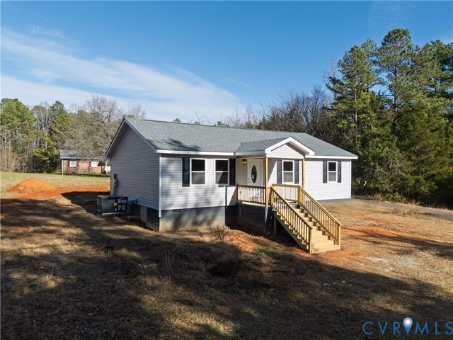 569 Gaulding Rd, South Hill, VA 23970