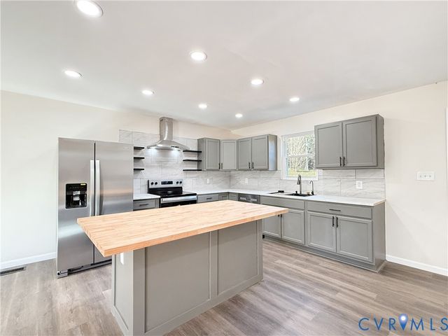 569 Gaulding Rd, South Hill, VA 23970