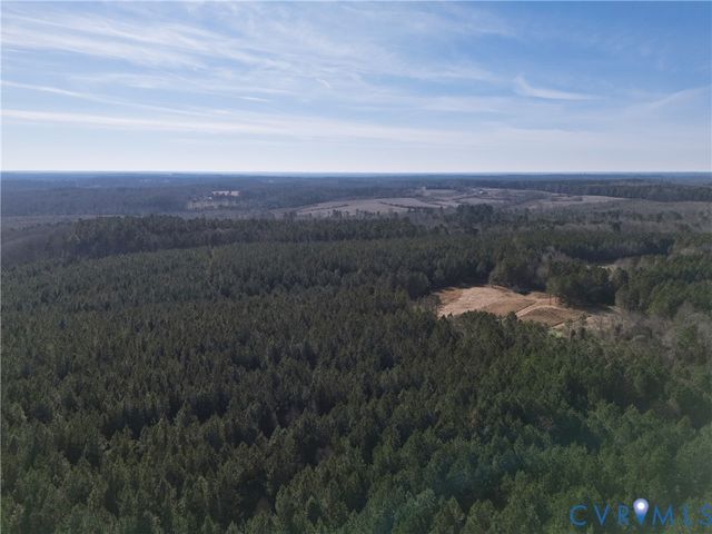 569 Gaulding Rd, South Hill, VA 23970