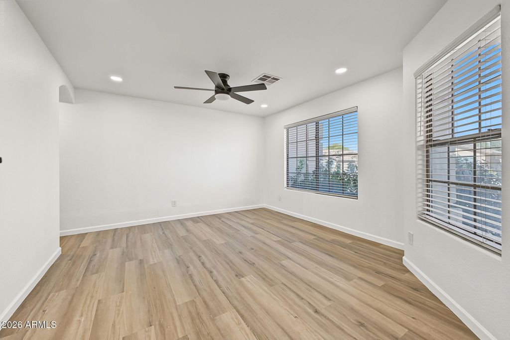 3159 W MATTHEW Drive, Phoenix, AZ 85027 — photo 4