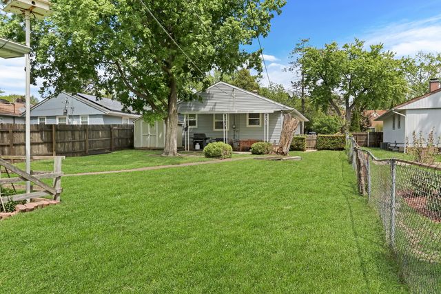 1910 Gabriel Avenue, Zion, IL 60099