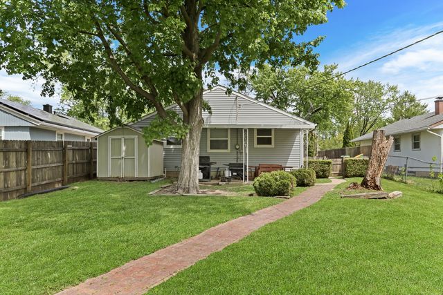 1910 Gabriel Avenue, Zion, IL 60099