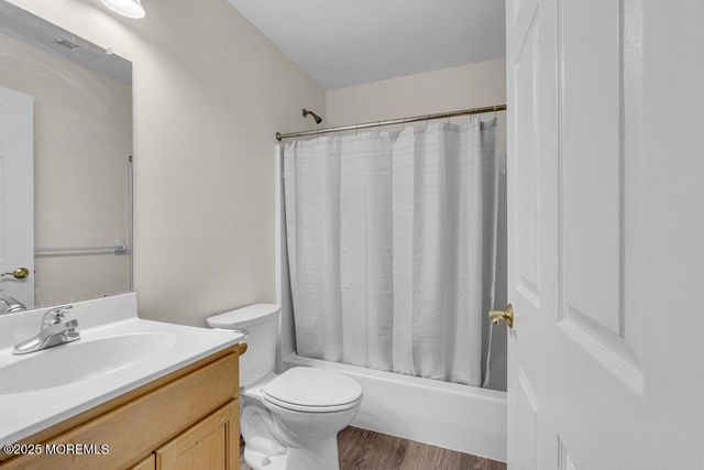 204 Merry Lane, Hillsborough, NJ 08844