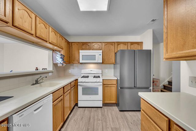 204 Merry Lane, Hillsborough, NJ 08844