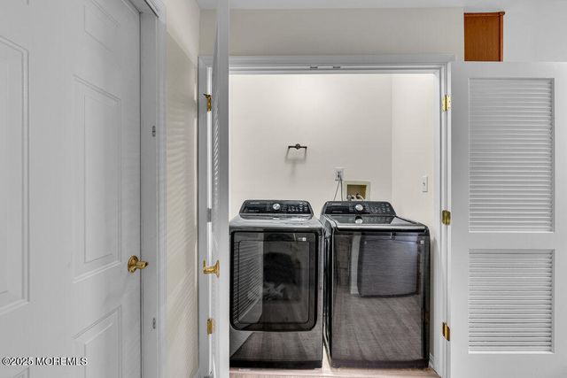 204 Merry Lane, Hillsborough, NJ 08844