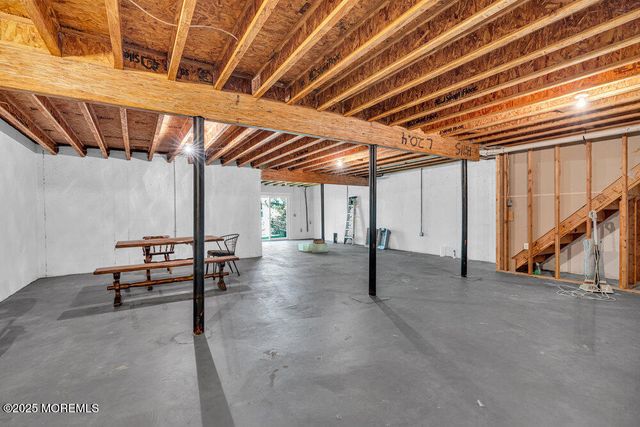 204 Merry Lane, Hillsborough, NJ 08844