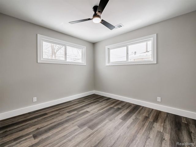 26754 Margaret Street, Roseville, MI 48066