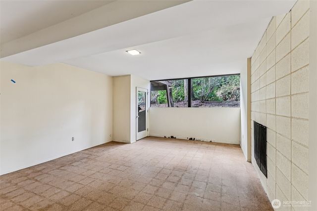 7832 NE 32nd Street, Medina, WA 98039