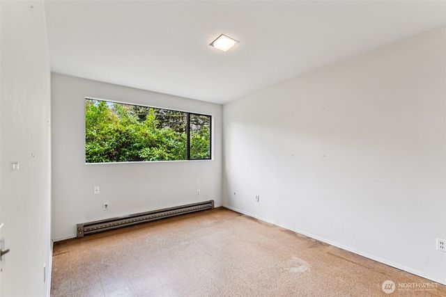 7832 NE 32nd Street, Medina, WA 98039