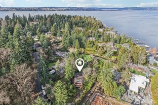 7832 NE 32nd Street, Medina, WA 98039