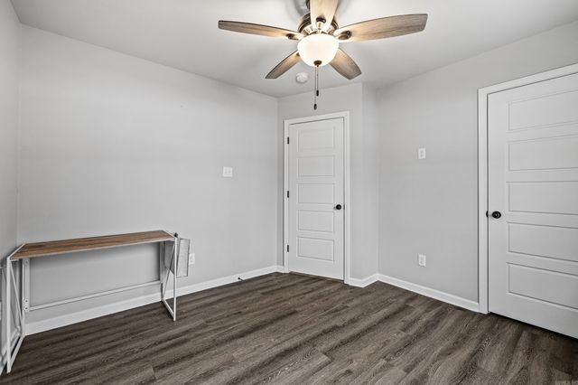 224 Eastwood Dr, Ward, AR 72176