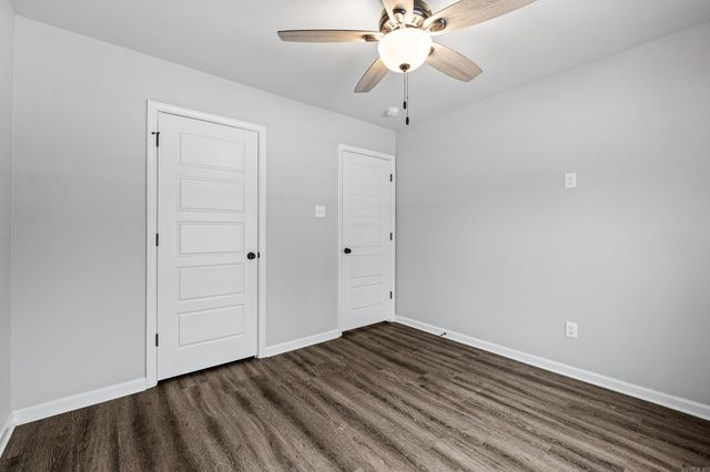 224 Eastwood Dr, Ward, AR 72176