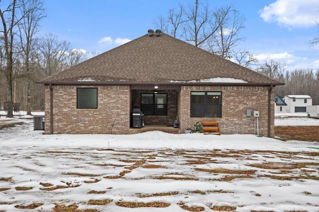 224 Eastwood Dr, Ward, AR 72176