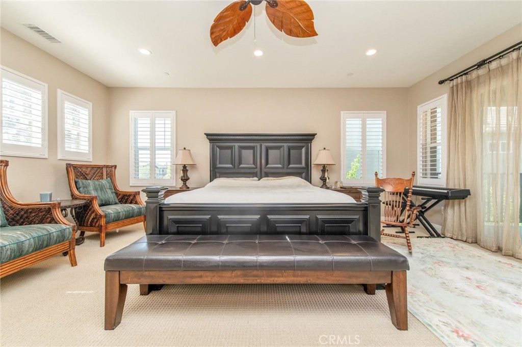 Image 25 of property listing at 220 Barnes, Tustin, CA 92782