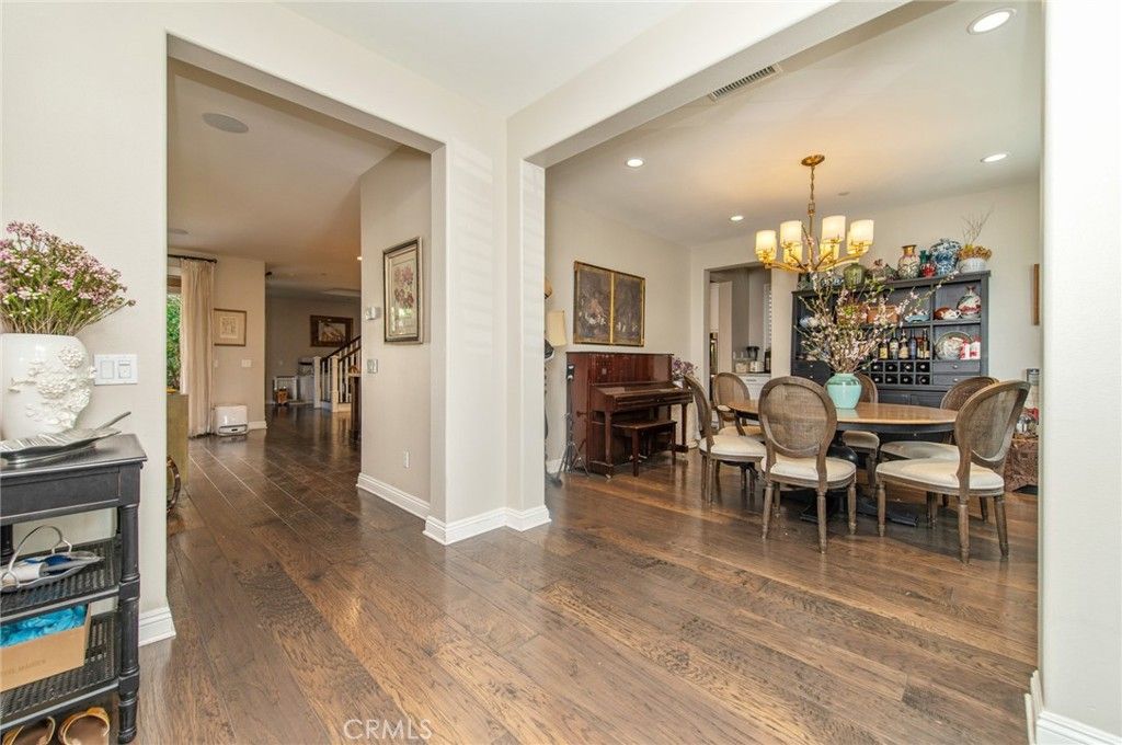 Image 3 of property listing at 220 Barnes, Tustin, CA 92782