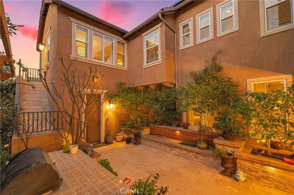 Image 53 of property listing at 220 Barnes, Tustin, CA 92782