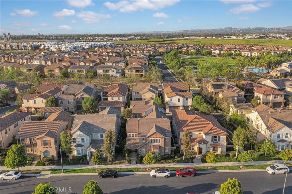 Image 61 of property listing at 220 Barnes, Tustin, CA 92782