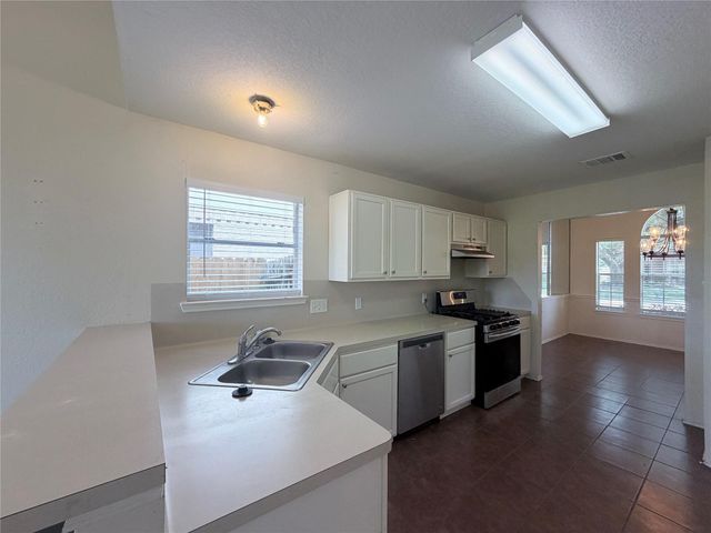 4134 Almond Lake Drive, Houston, TX 77047