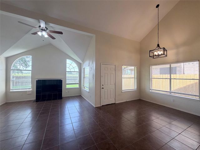 4134 Almond Lake Drive, Houston, TX 77047