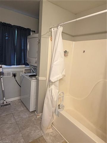 226 Hill Drive, Lexington, NC 27295
