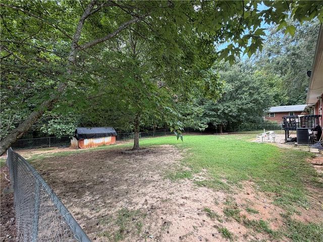 226 Hill Drive, Lexington, NC 27295