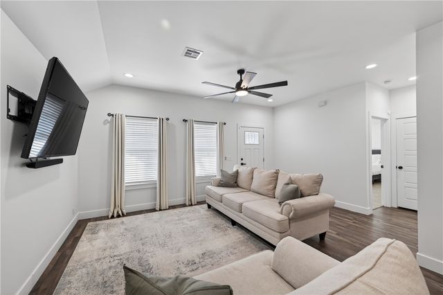 2205 Virginia, Joplin, MO 64804