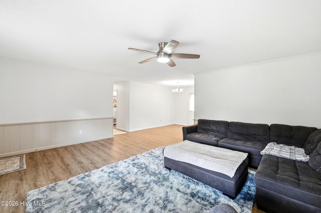 326 Shamrock Drive, Wilmington, NC 28409