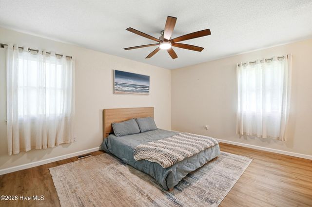 326 Shamrock Drive, Wilmington, NC 28409