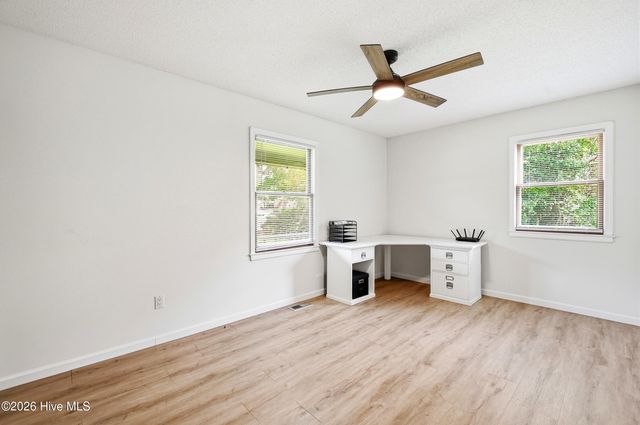 326 Shamrock Drive, Wilmington, NC 28409