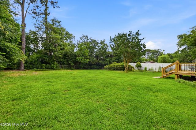 326 Shamrock Drive, Wilmington, NC 28409