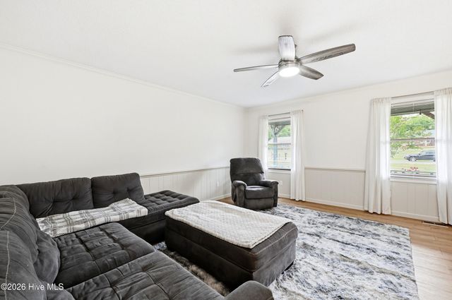 326 Shamrock Drive, Wilmington, NC 28409
