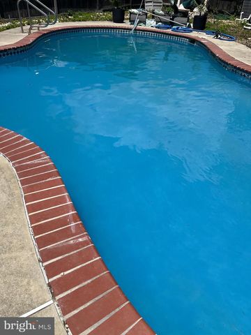 24 CASTOR CT, Blackwood, NJ 08012