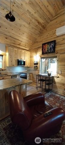 22415 Stirrup Road, Leavenworth, WA 98826