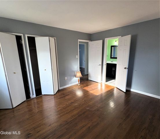 12 Clove Court, Clifton Park, NY 12065