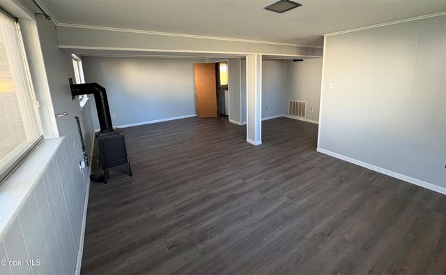 12 Clove Court, Clifton Park, NY 12065