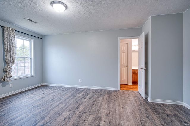 4524 Boardwalk Drive, Evansville, IN 47725