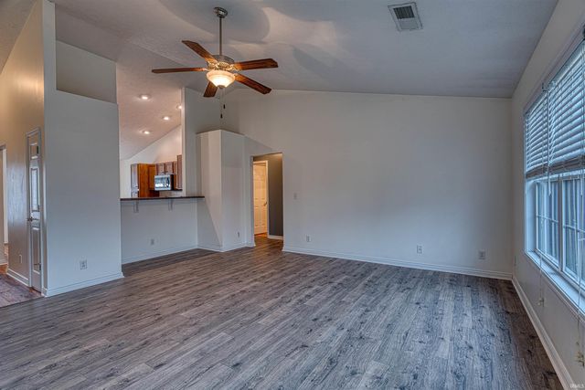 4524 Boardwalk Drive, Evansville, IN 47725