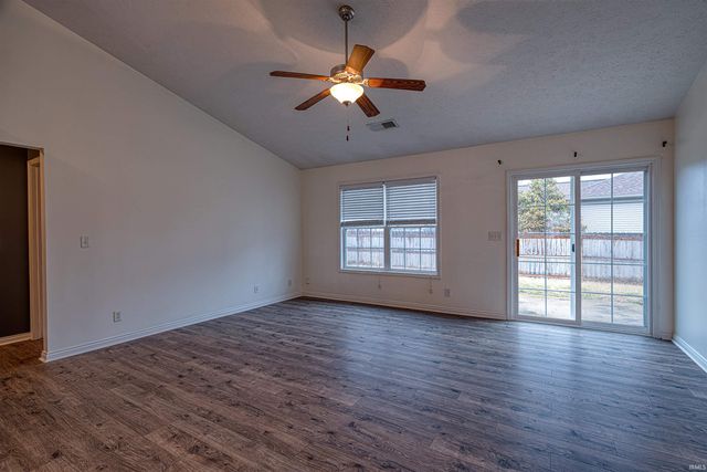 4524 Boardwalk Drive, Evansville, IN 47725