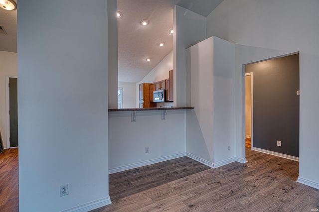 4524 Boardwalk Drive, Evansville, IN 47725