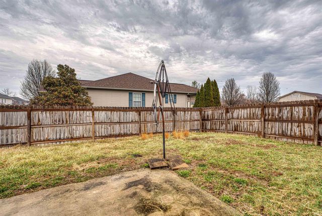 4524 Boardwalk Drive, Evansville, IN 47725