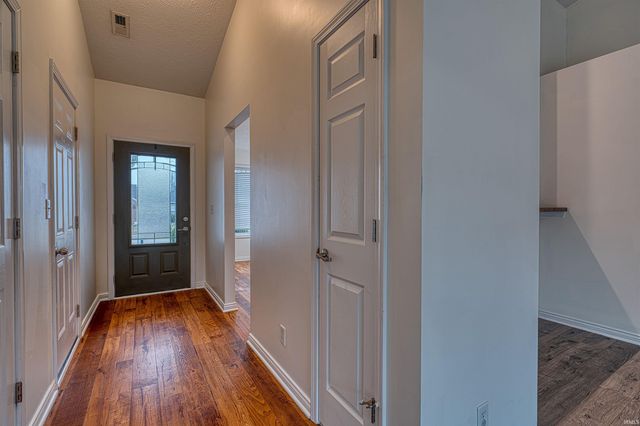 4524 Boardwalk Drive, Evansville, IN 47725