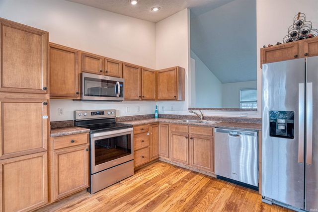 4524 Boardwalk Drive, Evansville, IN 47725