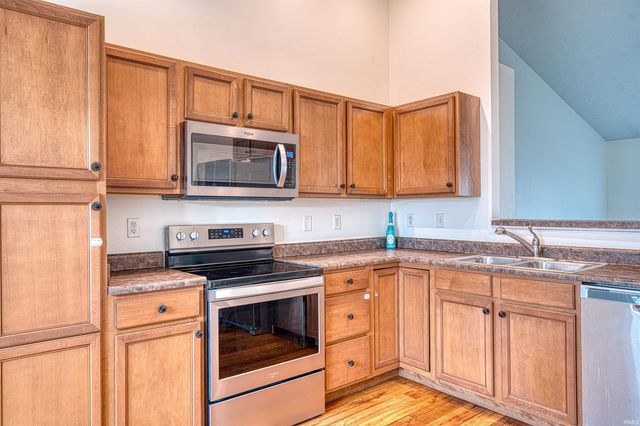 4524 Boardwalk Drive, Evansville, IN 47725