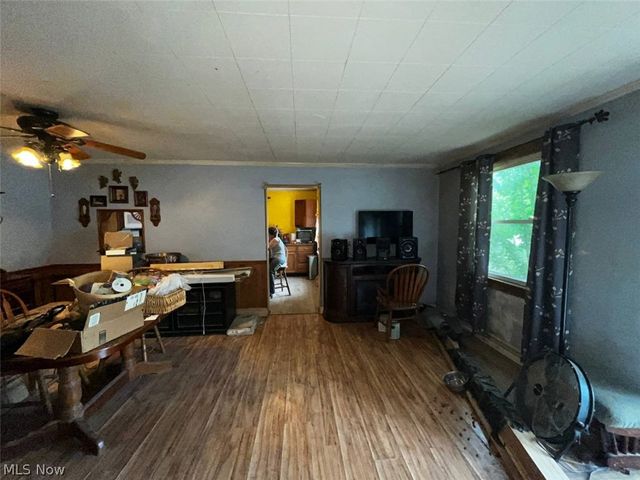 3930 Stow Road, Stow, OH 44224